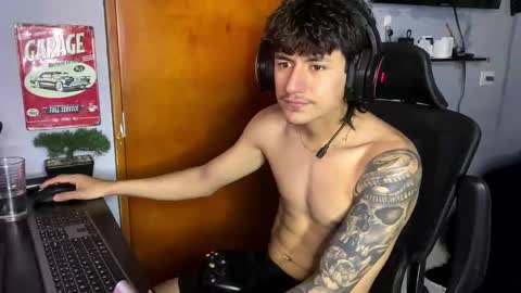 sex_love_sweat online show from January 31, 7:11 pm