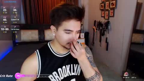 AXEL online show from October 19, 11:55 am