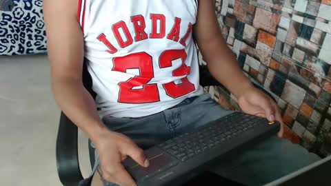 arnold online show from November 6, 9:05 pm