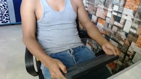 arnold online show from March 22, 2:20 pm