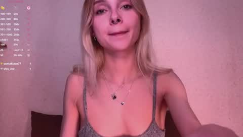 Snapshot of sexdrugg666 chatting on June 14, 1:58 am Dina online show from June 14, 1:58 am