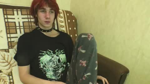 Snapshot of sexi_grunger chatting on May 9, 7:30 pm Big Cock online show from May 9, 7:30 pm