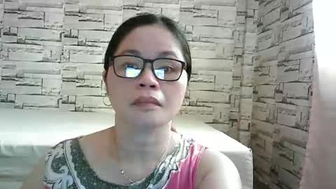 Snapshot of sexi_monica chatting on February 15, 8:00 am sexi_monica online show from February 15, 8:00 am
