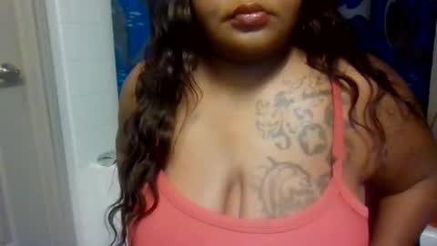 Snapshot of sexichocchic chatting on March 18, 8:17 am sexichocchic online show from March 18, 8:17 am
