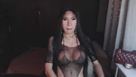 nicole online show from December 15, 7:46 am