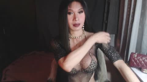 nicole online show from January 16, 8:00 am