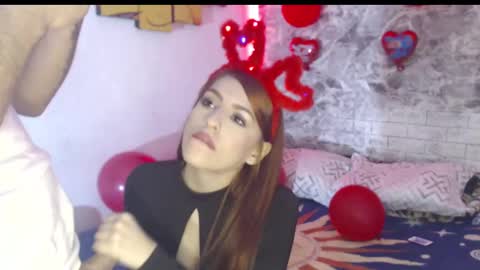 monserat y thony online show from February 15, 5:09 am