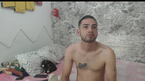 monserat y thony online show from March 5, 12:27 am