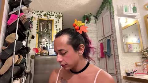 sexiwhiskey699 online show from October 1, 9:04 am