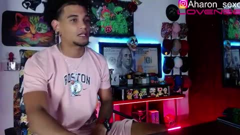 Aharon  ravelo online show from October 17, 5:10 am