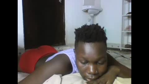 Snapshot of sexqueen02 chatting on February 21, 4:18 am sexqueen02 online show from February 21, 4:18 am