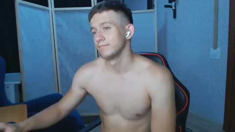 sexstivelove  online show from June 10, 7:35 pm
