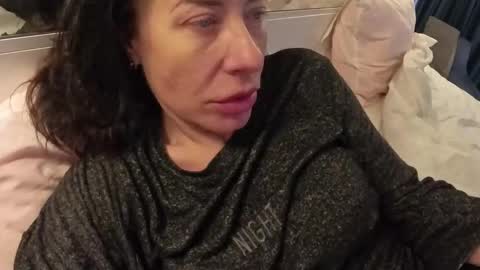 Snapshot of sextilyon chatting on February 9, 11:47 am sextilyon online show from February 9, 11:47 am