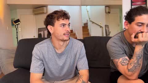 Andrea online show from December 14, 8:35 pm