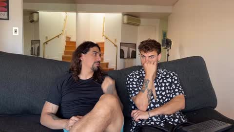 Andrea online show from December 18, 8:37 pm