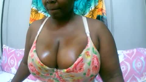sexxi_ebony online show from November 10, 9:47 pm