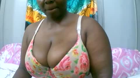 sexxi_ebony online show from November 11, 9:53 am