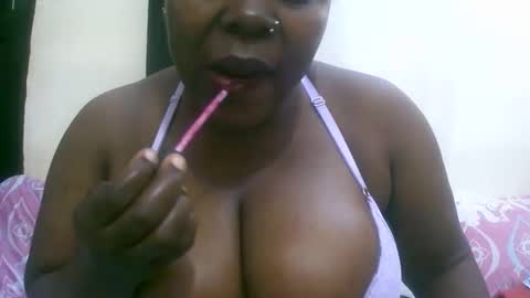 sexxi_ebony online show from May 7, 3:56 am