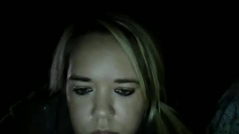 Snapshot of sexxiibossbabe chatting on March 5, 9:27 am sexxiibossbabe online show from March 5, 9:27 am