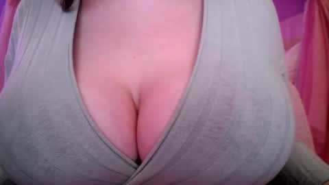 Snapshot of sexxxyprincess chatting on February 1, 2:21 am Princess online show from February 1, 2:21 am