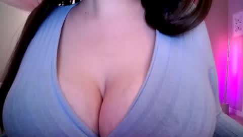 Snapshot of sexxxyprincess chatting on August 2, 2:10 am Princess online show from August 2, 2:10 am
