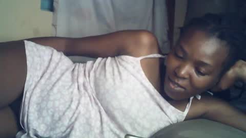 sexxy_curvy23 online show from July 8, 3:55 am
