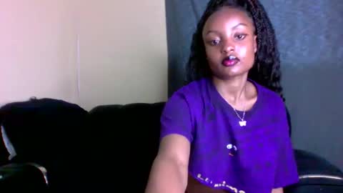 sexxy_daisyy online show from March 10, 7:13 am