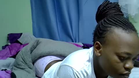 African Queen online show from May 23, 1:22 am
