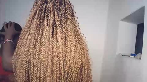 Snapshot of sexxydivah chatting on March 24, 8:58 pm sexxydivah online show from March 24, 8:58 pm