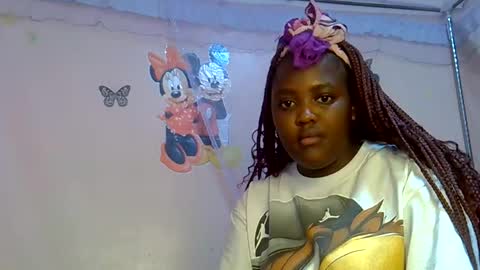 Snapshot of sexxykaree chatting on June 8, 7:58 pm sexxykaree online show from June 8, 7:58 pm