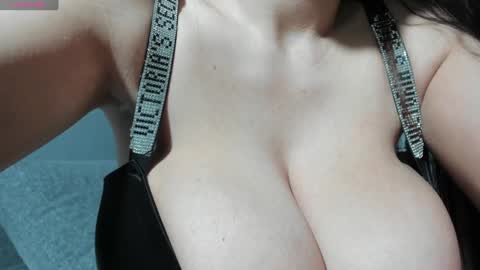 sexxymeriemm online show from February 3, 10:47 am