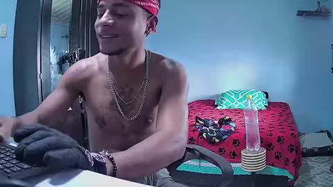 Snapshot of sexy_0boy chatting on February 25, 5:22 pm Sebastian online show from February 25, 5:22 pm