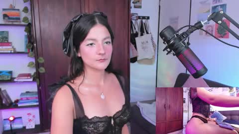 sexy__emma online show from October 1, 7:53 pm