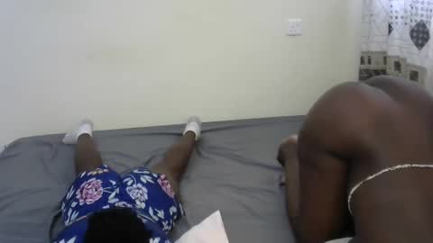 sexy_apple2 online show from October 14, 12:17 pm