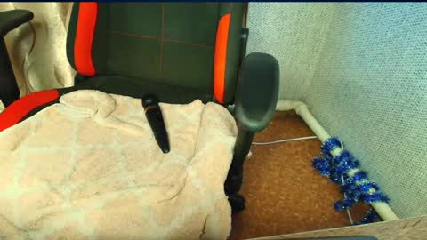 Jessica  Face only in pvt or in snapchat Dont ask more.... online show from February 14, 1:40 pm