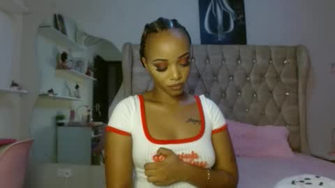 sexy_babydoll22 online show from April 4, 11:08 am