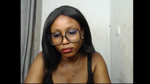 Sexy blackgirl2 online show from November 13, 6:29 pm