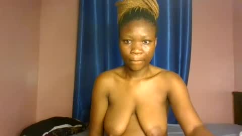 Snapshot of sexy_bellah1 chatting on July 23, 10:19 pm bellah online show from July 23, 10:19 pm