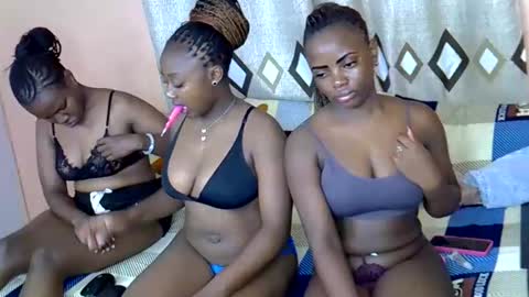 sexy_berry01 online show from February 5, 1:10 am