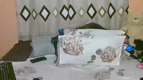 sexy_bluegirl online show from November 26, 12:55 am