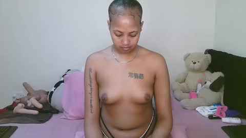 sexy_bluegirl online show from March 14, 12:32 pm