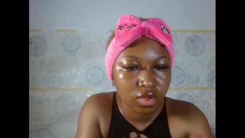 sexy_bluey247 online show from September 15, 2:22 am