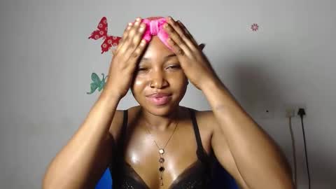 sexy_bluey247 online show from December 3, 7:49 am