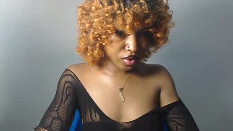 Snapshot of sexy_bluey247 chatting on April 9, 6:19 am sexy_bluey247 online show from April 9, 6:19 am