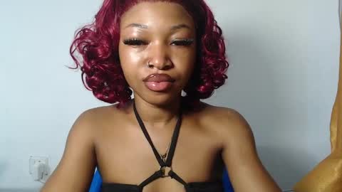 Snapshot of sexy_bluey247 chatting on May 26, 3:57 am sexy_bluey247 online show from May 26, 3:57 am