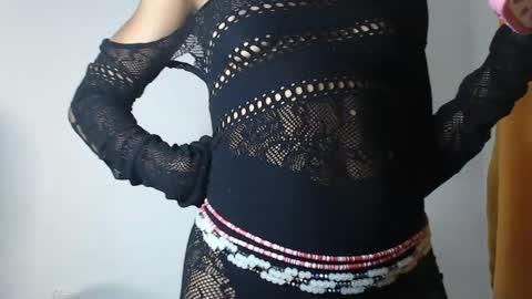 Snapshot of sexy_bluey247 chatting on June 4, 4:35 pm sexy_bluey247 online show from June 4, 4:35 pm