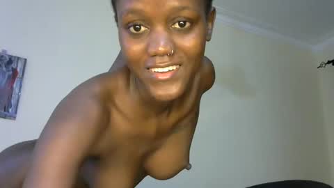 liya online show from February 9, 9:17 pm