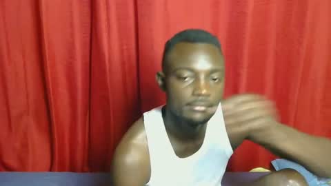 Snapshot of sexy_buddyz55 chatting on June 14, 6:59 am Suudi online show from June 14, 6:59 am