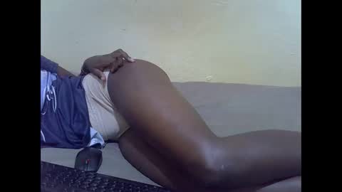 sexy_claude96 online show from December 5, 1:14 am