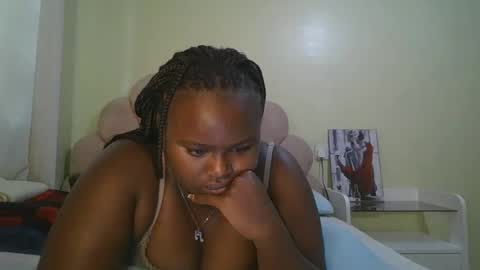 Snapshot of sexy_corn chatting on April 9, 6:41 am Connie online show from April 9, 6:41 am
